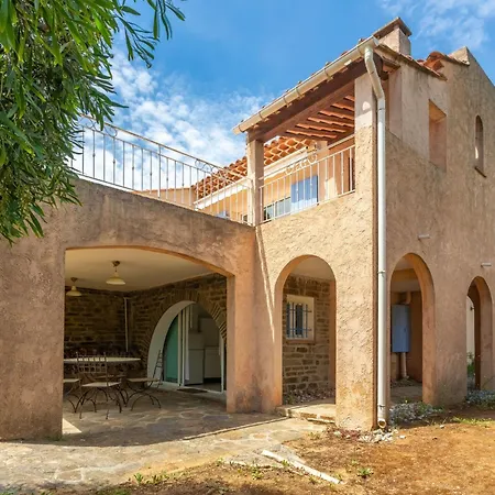 La Maison De Valerie