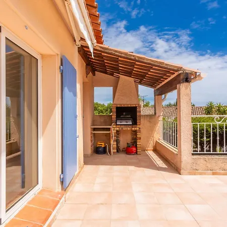 بيت للعطل La Maison De Valerie لا كروا فالميه
