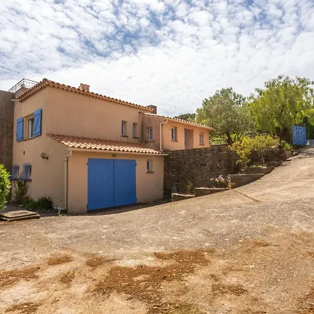 La Maison De Valerie لا كروا فالميه
